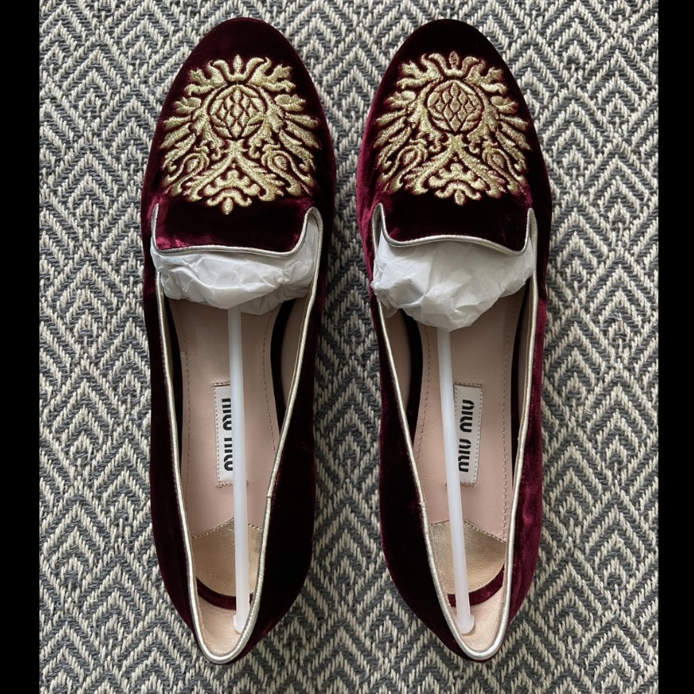 Miu Miu Bordeaux Embellished Velvet Smoking Slippers Brand New In Box Size 35.5